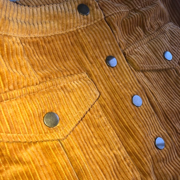 Forever 21 rust-coloured corduroy skirt - Picture 3 of 4